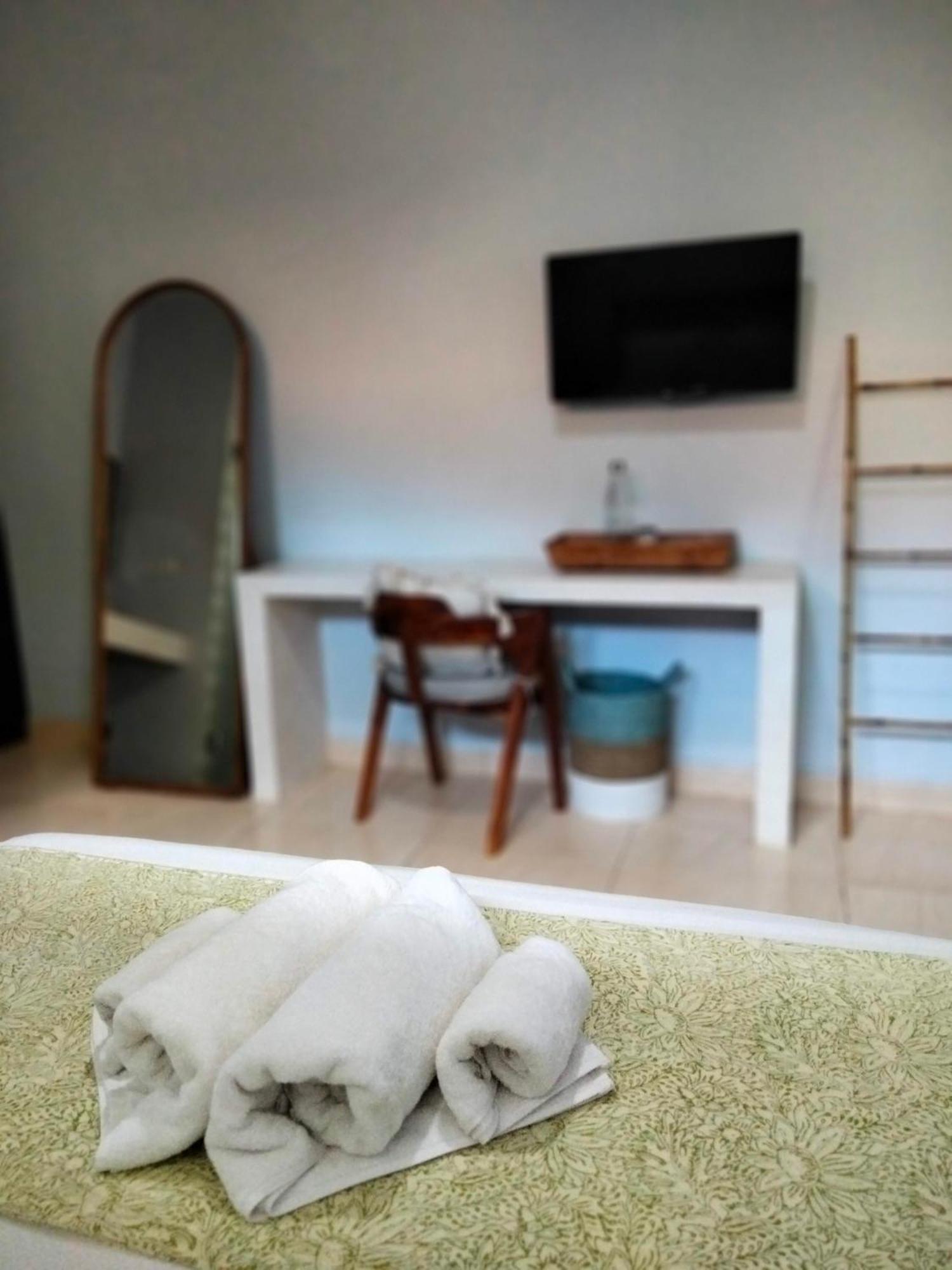 Gatsby Hotel Hostel ウルワツ エクステリア 写真